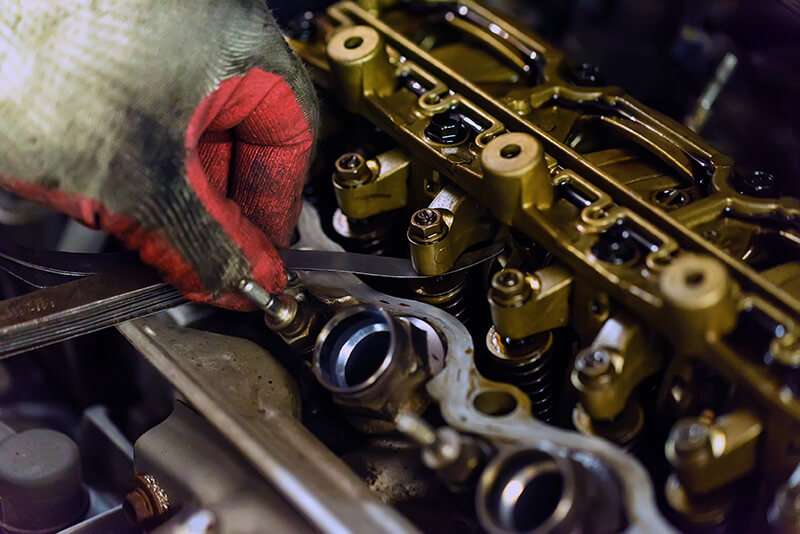 Maintenance Check and Adjust Valve Lash in Car Eng